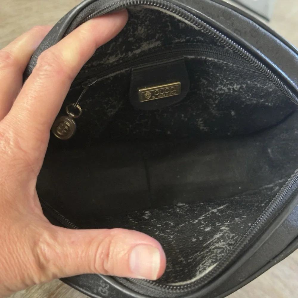 Authentic Vintage 1980s Gucci GG Mini Monogram Round Canteen Crossbody Bag Purse - Picture 10 of 12